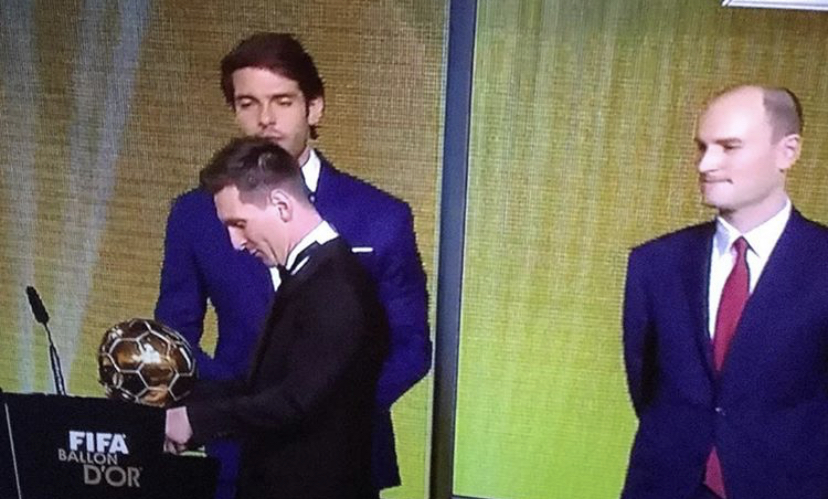 Lionel Messi élu meilleur joueur de la FIFA et peut se voir filer le ballon d’or