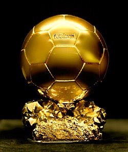 Ballon d'or 2019 : Messi grand favori selon Kylian Mbappé