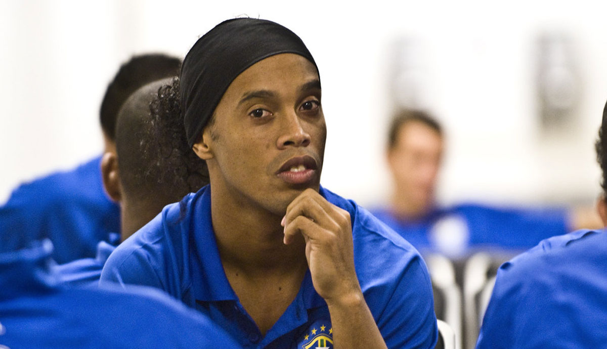 Ronaldinho pourrait retourner en prison
