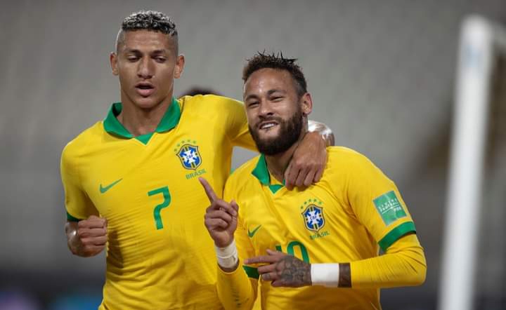 Le Brésil dévoile sa liste pour affronter la Colombie et l'Argentine
